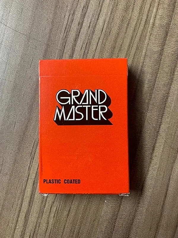 Grand_Master_SPY_Marked_Playing_Cards_(Red)