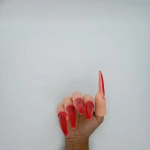 HALLOWIN_NAILS_GAG_PRANK_TOY