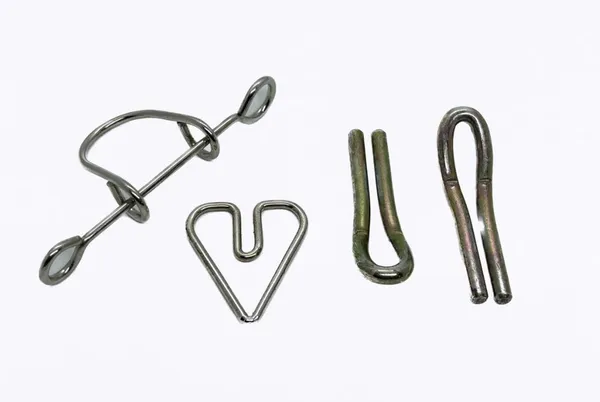 I_Love_U_Puzzle_Set_(Metal)_/_Heart_&_U-Shaped_Interlocking_Puzzle