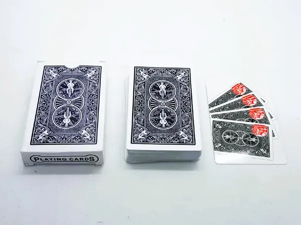 Magic_Marked_Card_Deck_(Set_of_2)_/_Bicycle_Look-Alike_Spy_Playing_Cards