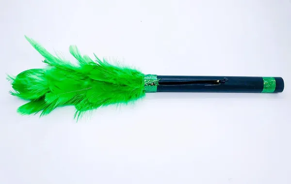 New_Blooming_Blossom_Magic_Trick_(Deluxe)_/_Feather_Flower_Vanish_&_Reappear_Magic_Prop