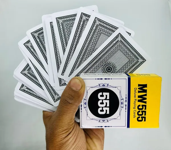 Black_&_Red_555_Playing_Mark_Card_Pack_(Pack_Of_4_Pcs)