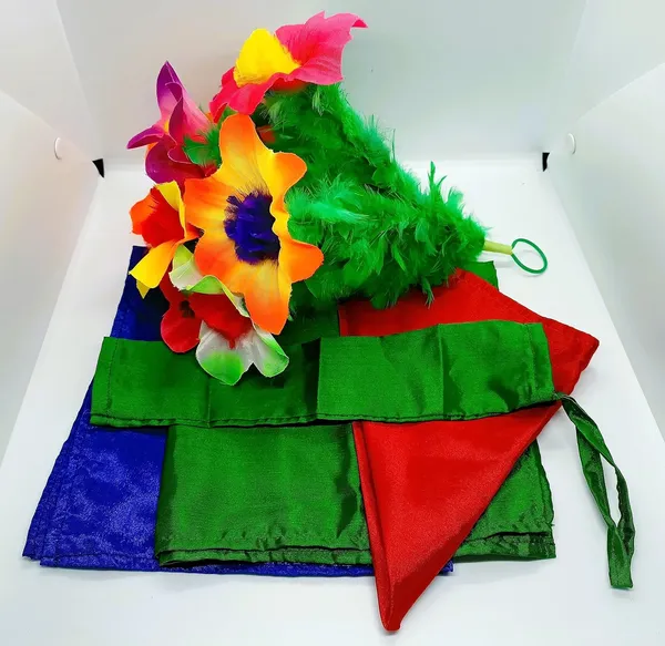 Silks_to_Flower_Bouquet_Magic_Trick_/_Hankies_Transform_to_Flower_Production_Illusion