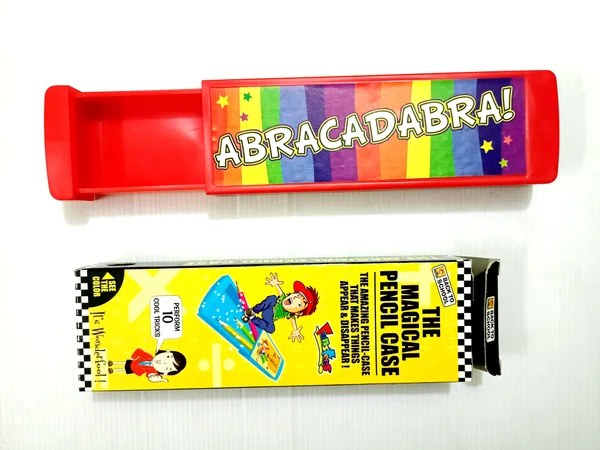 THE_MAGICAL_PENCIL_CASE_(RED)_/_MAGIC_PENCIL_BOX_TRICK