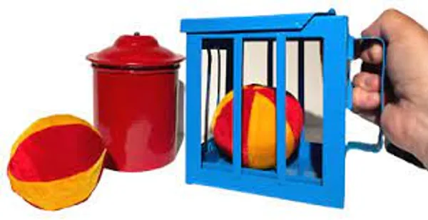 Lantern_Ball_Vanish_&_Reappear__Magic_Trick_/_Metal_Ball_Appears_in_Lantern
