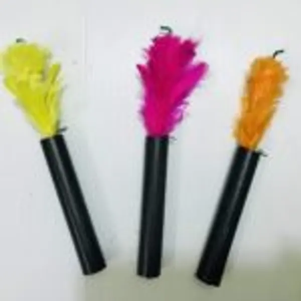 Visual_Feather_Duster_Color_Change_Magic_(Set_of_3)