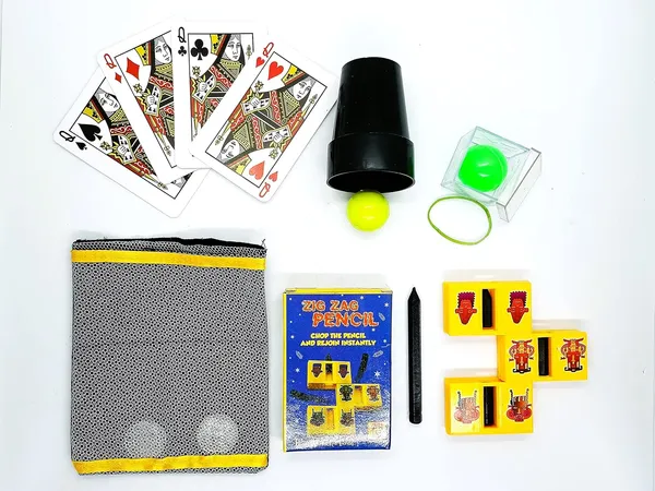 Multicolor_Smart_Magic_Set_Beginner_Smart_Magic_Kit_(Pack_Of_5_Tricks)