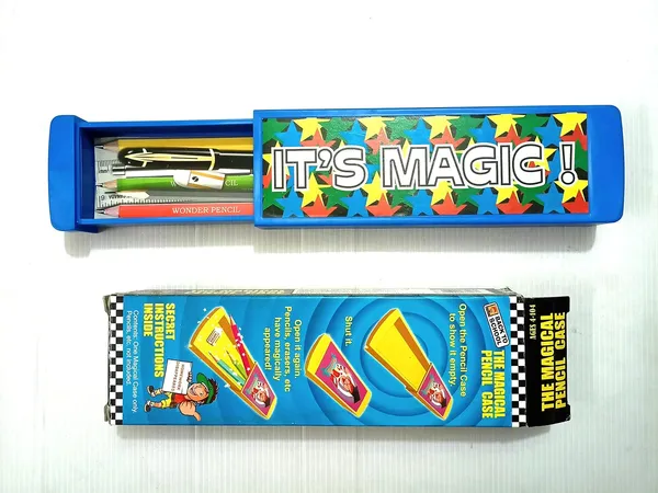Multicolor_The_Magical_Pencil_Case_Wonder_Pencil_Box_Magic_Trick_Best_Children_Magic_Pencil_Box