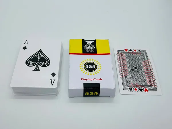 Black_555_Marked_Playing_Card_Deck_For_Magic_Show