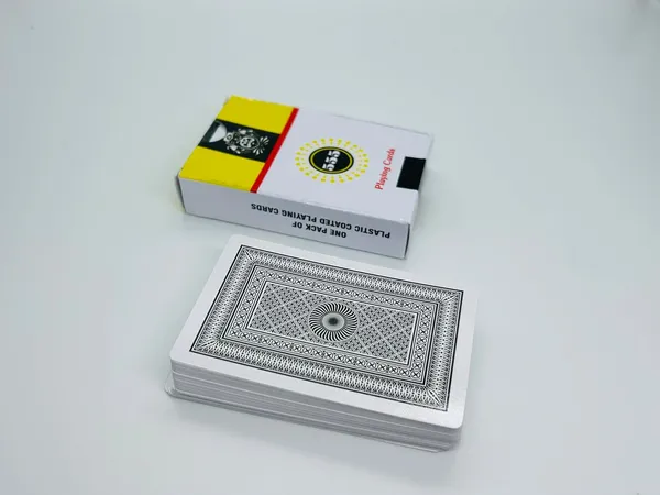 Black_555_Marked_Playing_Card_Deck_For_Magic_Show