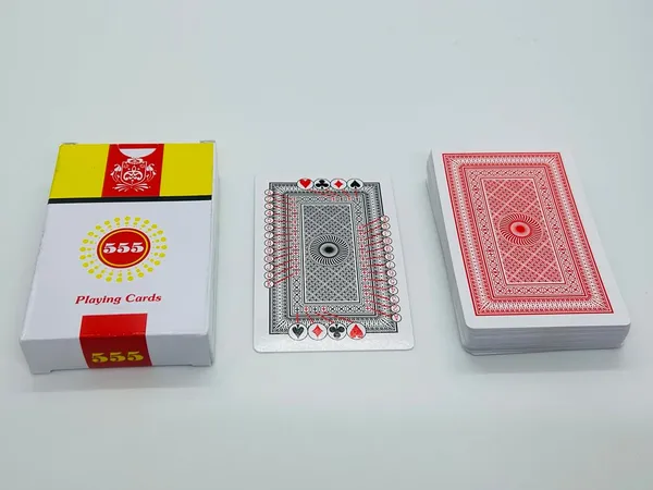 Red_555_Marked_Deck_–_Secret_Marked_Playing_Cards_for_Professional_Magic_Tricks_and_Mentalism_Effects