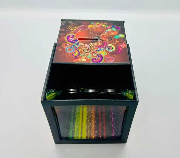Wonder_Bank_Magic_Trick_/_Mini_Mirror_Box_Production_Magic_/_Coin_Vanishing_Box_Magic