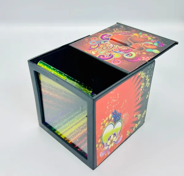 Wonder_Bank_Magic_Trick_/_Mini_Mirror_Box_Production_Magic_/_Coin_Vanishing_Box_Magic