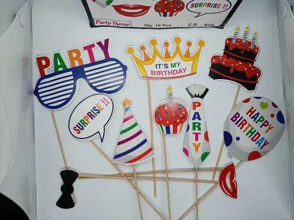 HAPPY_BIRTHDAY_SELFI_CUT_OUTS_(SET_OF_100)