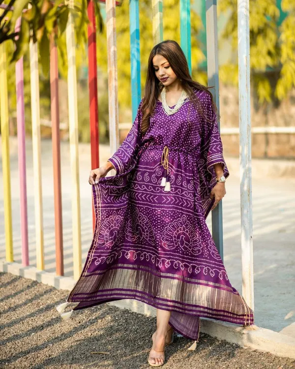 Violet_Satin_Dot_Digtial_Print_Kaftan_For_Women