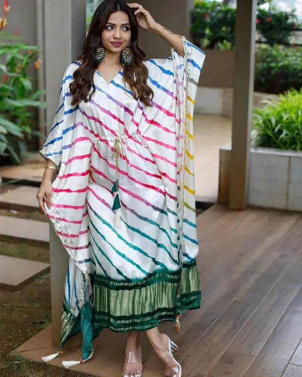 White_Japan_Satin_Lingin_Red_Blue_Digital_Pritned_Kaftan_For_Women