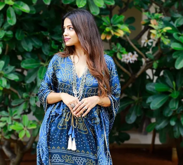 Blue_Satin_Dot_Digital_Pritned_Kaftan_For_Women