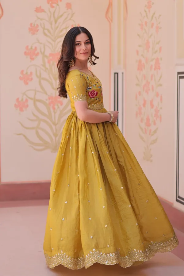 Gown_with_Premium_Designer_Look_having_Gold_Crush_with_Multi_Thread_Embroidery_Zari
