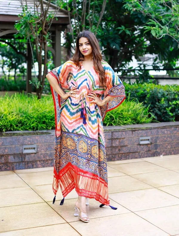 Multicolor_Zigzag_Satin_Digtial_Printed_Kaftan_For_Women