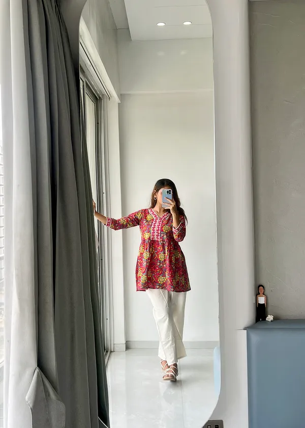 Designer_Short_Kurti_for_Women_for_office_college_wear