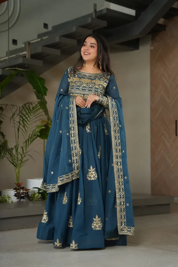 Rama_Chinnon_With_Sequins-Multi_&_Beads_Embroidered_Work_Premium_Designer_Gown
