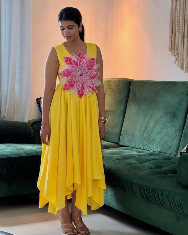 Yellow_Fancy_Flowers_Parampara_Silk_Unique_Different_look_Frock