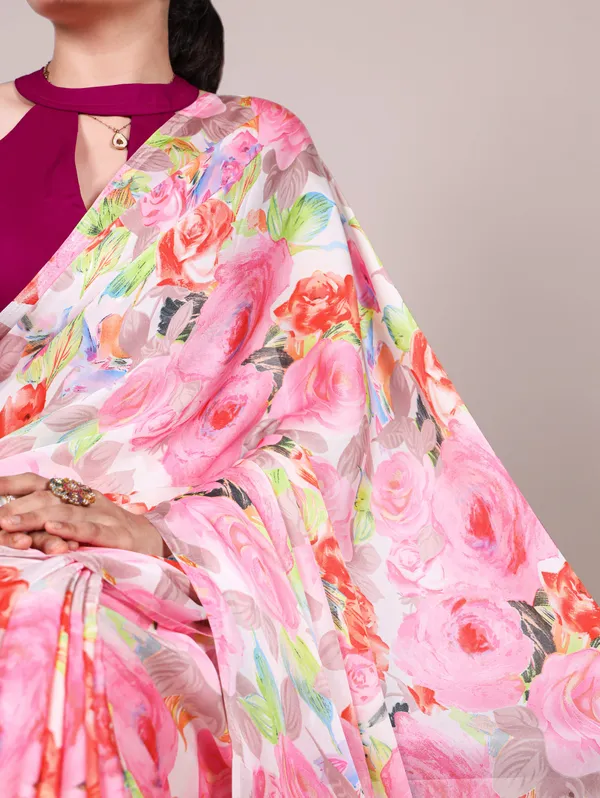 Red_Blooming_floral_design_Soft_Touch_Silk_Saree