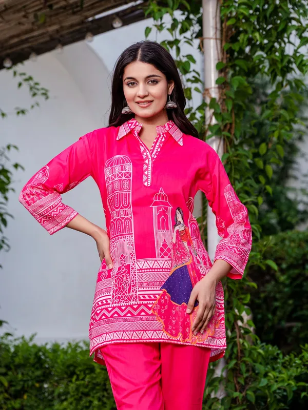 Pink_Maslin_Silk_Ethnic_Lady_Digital_Printed_Co-Ord_Set_For_Women
