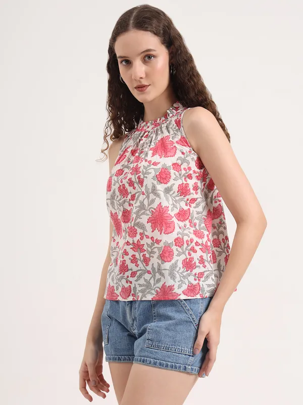 Off_White_Base_With_Pink_Floral_Sanganeri_Hand_Block_Printed_Short_Top