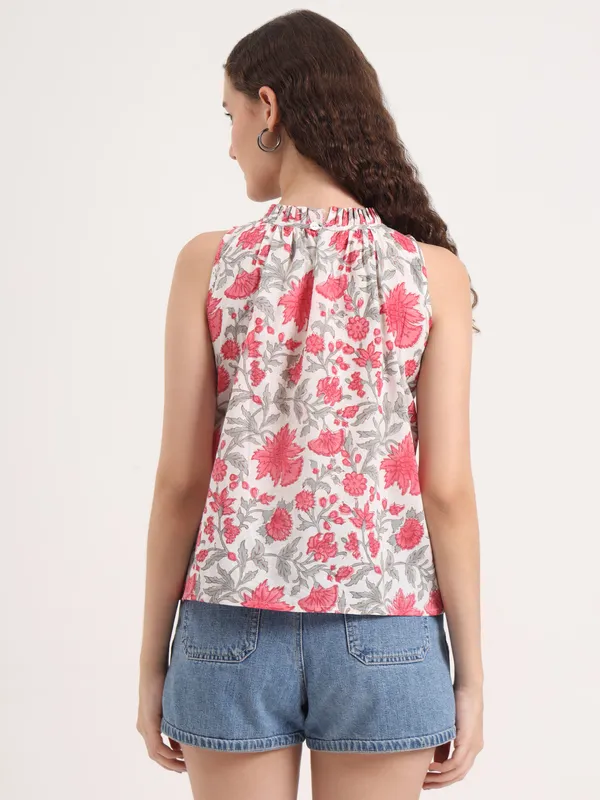 Off_White_Base_With_Pink_Floral_Sanganeri_Hand_Block_Printed_Short_Top