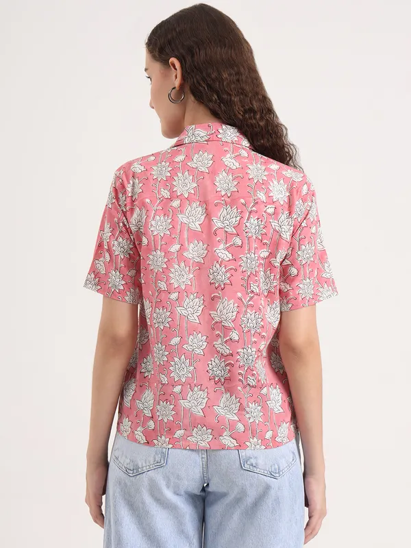 Pink_Base_With_White_Floral_Sanganeri_Hand_Block_Printed_Crop_Top