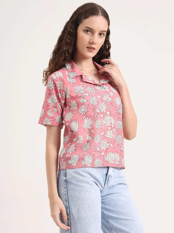 Pink_Base_With_White_Floral_Sanganeri_Hand_Block_Printed_Crop_Top