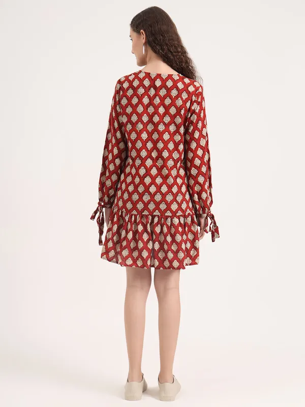 Maroon_Floral_Bagru_Hand_Block_Printed_Midi_Dress
