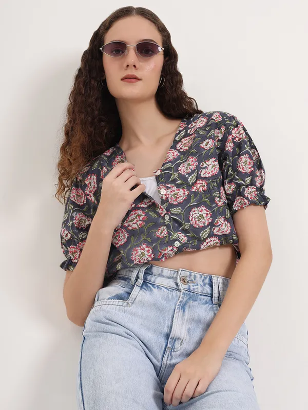 Purple_Base_With_Pink_And_White_Floral_Sanganeri_Hand_Block_Printed_Crop_Top