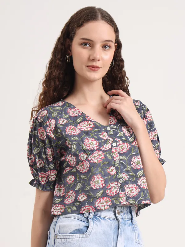 Purple_Base_With_Pink_And_White_Floral_Sanganeri_Hand_Block_Printed_Crop_Top