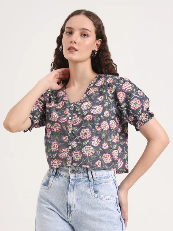 Purple_Base_With_Pink_And_White_Floral_Sanganeri_Hand_Block_Printed_Crop_Top