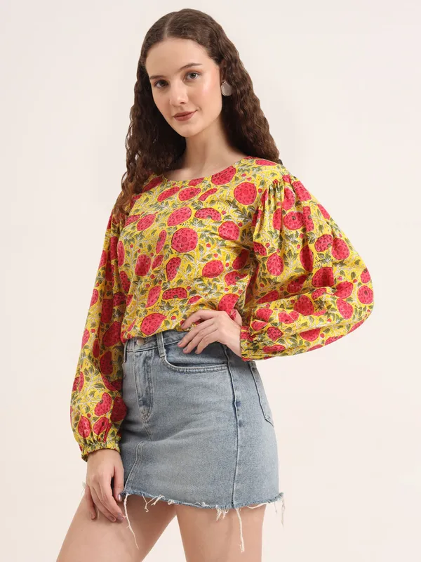 Yellow_Base_With_Multi_Floral_Sanganeri_Hand_Block_Printed_Crop_Top