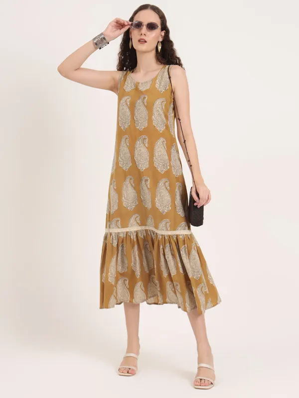 Light_Brown_Paisley_Pattern_Bagru_Hand_Block_Printed_Long_Dress