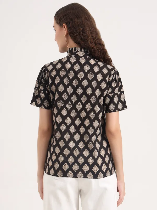 Black_Floral_Bagru_Hand_Block_Printed_Shirt