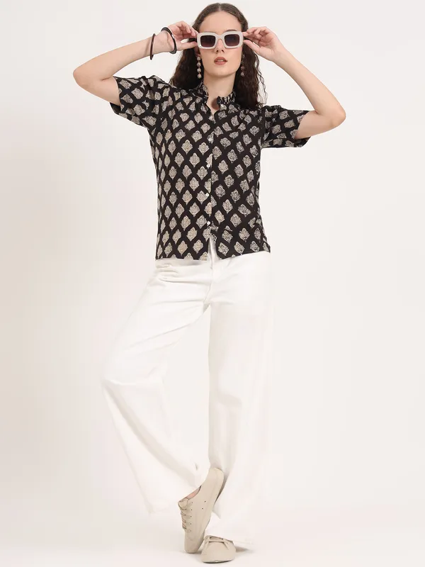 Black_Floral_Bagru_Hand_Block_Printed_Shirt