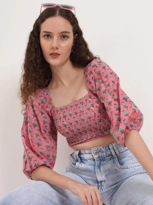 Pink_Base_With_With_Multi_Floral_Butta_Sanganeri_Hand_Block_Printed_Crop_Top