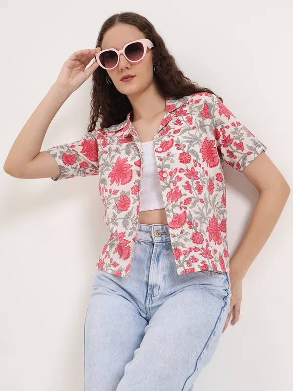 Off_White_Base_With_Pink_Floral_Sanganeri_Hand_Block_Printed_Shirt