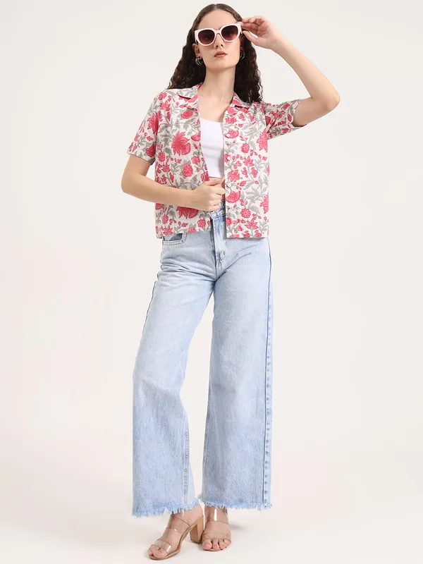 Off_White_Base_With_Pink_Floral_Sanganeri_Hand_Block_Printed_Shirt