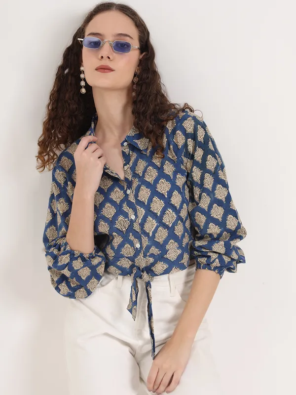 Blue_Floral_Bagru_Hand_Block_Printed_Crop_Top