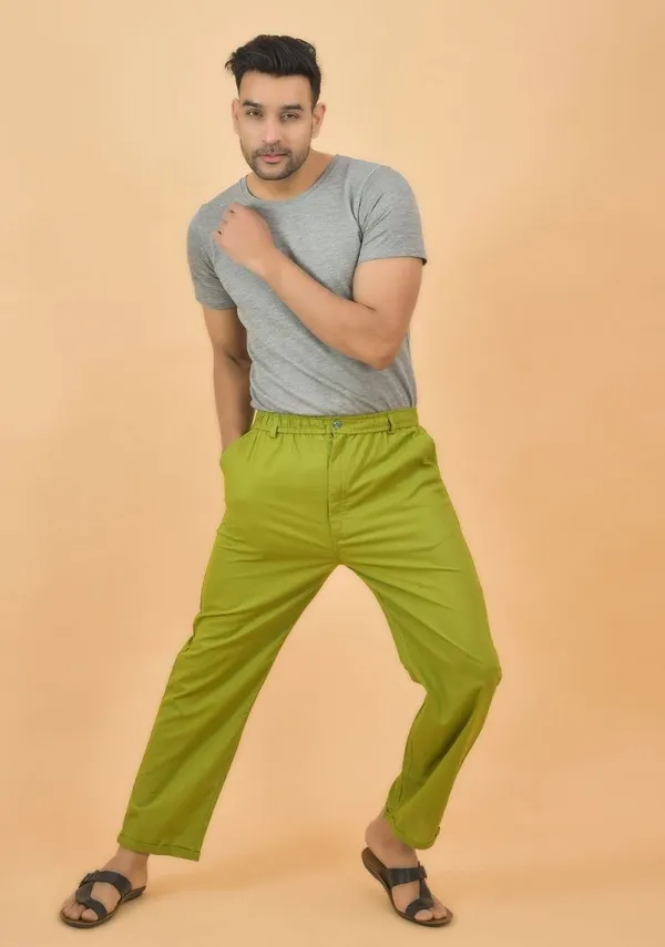 Moss_Green_Cotton_Premium_&_Elegant_Regular_Fit_Trouser_For_Men