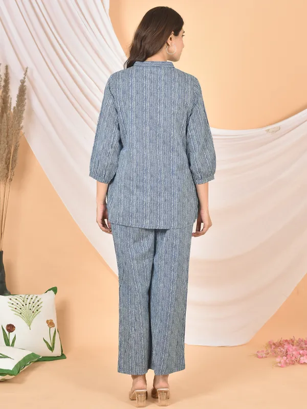 Blue_&_White_Lining_Solid_Regular_Fit_Co-Ords_Set_For_Women