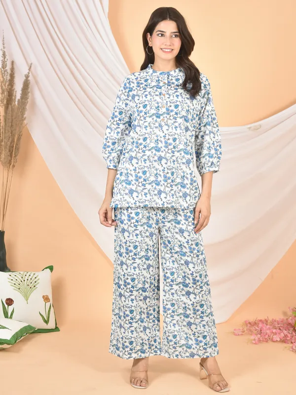White_&_Sky_Blue_Printed_Solid_Regular_Fit_Co-Ords_Set_For_Women
