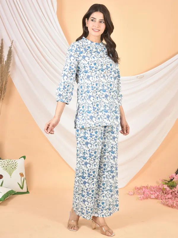 White_&_Sky_Blue_Printed_Solid_Regular_Fit_Co-Ords_Set_For_Women