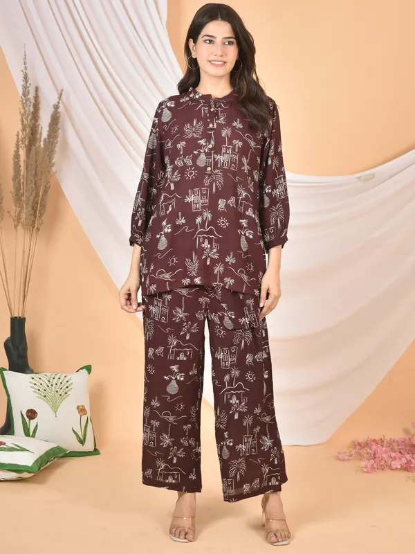Brown_Printed_Solid_Regular_Fit_Co-Ords_Set_For_Women