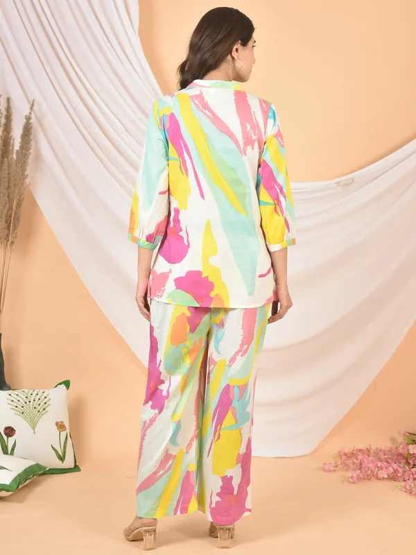 Multicolor_Printed_Solid_Regular_Fit_Co-Ords_Set_For_Women